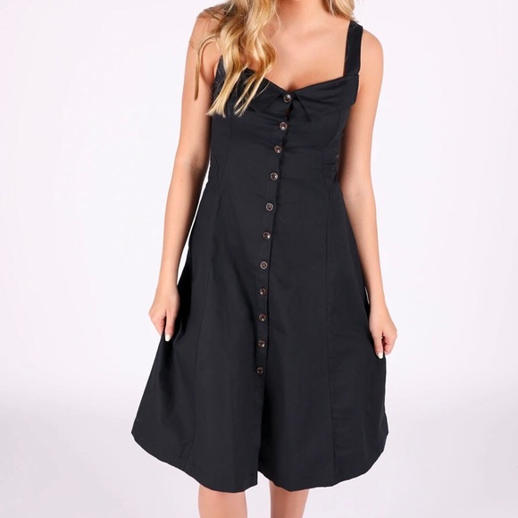 shop Riffraff Dresses & Skirts - Riffraff NWOT Twirl time button up dress